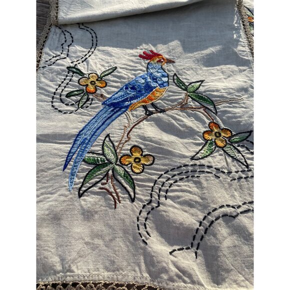Arts & Crafts Linen Embroidery Table Runner Dresser Scarf Set Bird Of Paradise - Picture 3 of 16